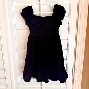 Hart Street Girls 3T Black Velour Smocked Ruffle Sleeve Dress Party